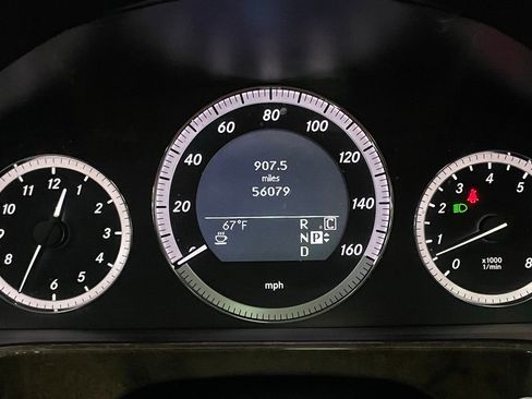 Used 2010 Mercedes-Benz E 550 4MATIC Sedan w/ Premium 2 Pkg image 16