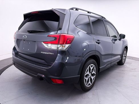 Used 2022 Subaru Forester Premium AWD/4WD image 15