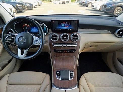 Used 2022 Mercedes-Benz GLC 300 GLC 300 image 37