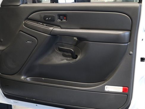 Used 2006 Chevrolet Silverado 2500 W/T AWD/4WD image 67