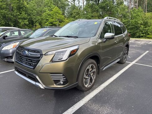 Certified 2023 Subaru Forester Touring AWD/4WD image 1