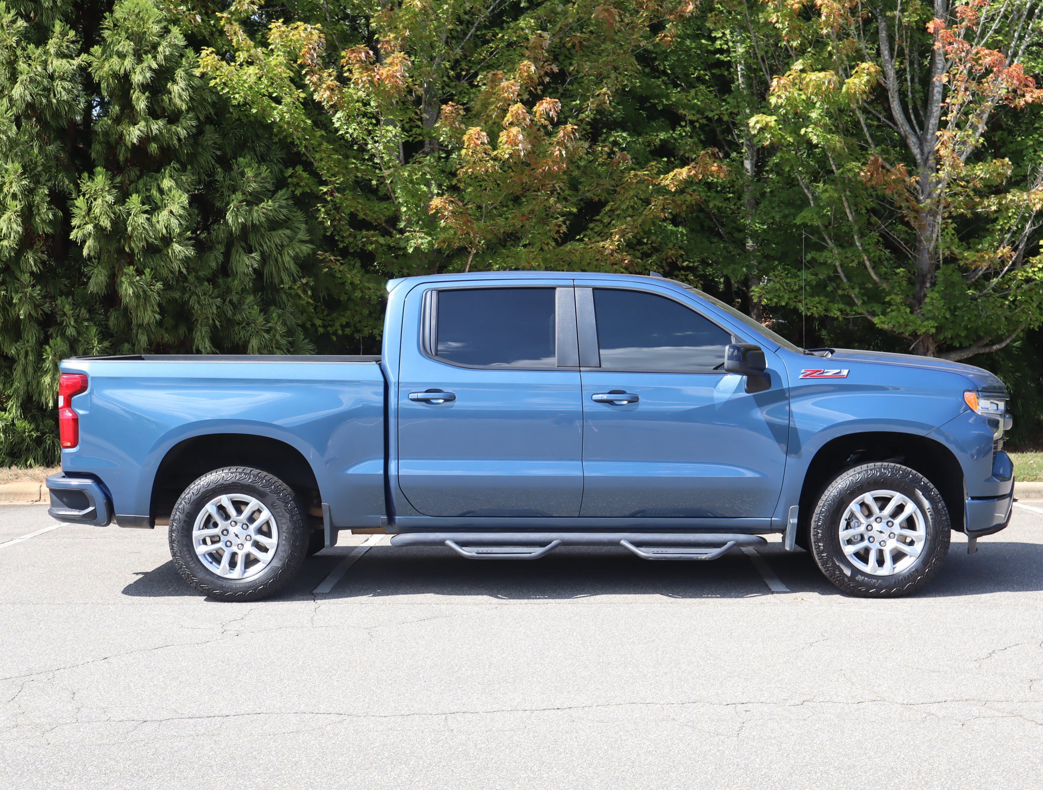Used 2024 Chevrolet Silverado 1500 RST w/ Convenience Package II AWD/4WD image 10