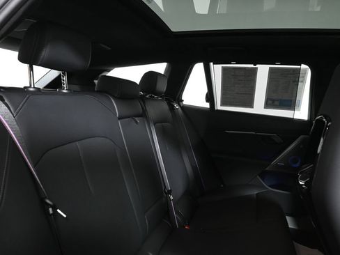 Used 2025 BMW M5 Touring AWD/4WD image 35