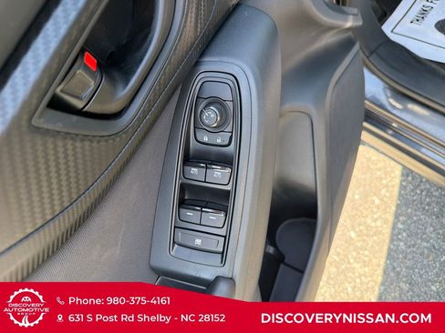 Used 2018 Subaru Crosstrek 2.0i Premium w/ Eyesight System AWD/4WD image 11