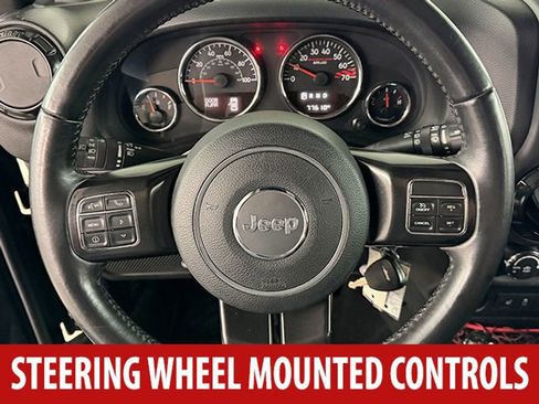 Used 2018 Jeep Wrangler Unlimited Rubicon image 8