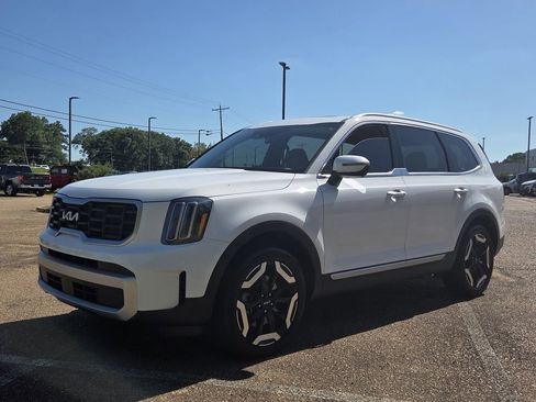 Used 2024 Kia Telluride S w/ S Sunroof Package FWD image 7