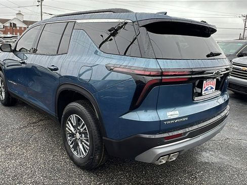 New 2026 Chevrolet Traverse LT image 7