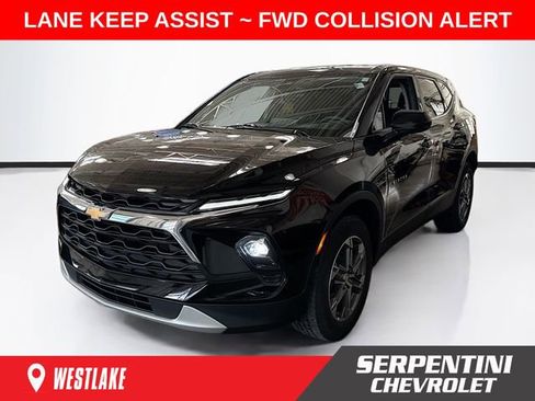 Used 2024 Chevrolet Blazer LT AWD/4WD image 1