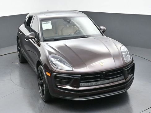Used 2023 Porsche Macan S image 42