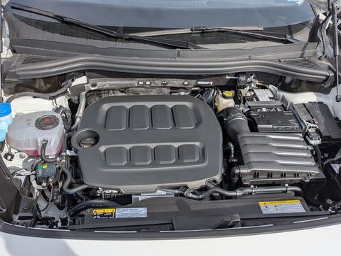 New 2026 Volkswagen Tiguan SE image 32