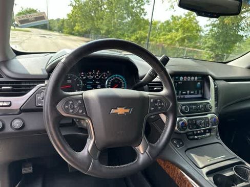 Used 2017 Chevrolet Tahoe Premier AWD/4WD image 5