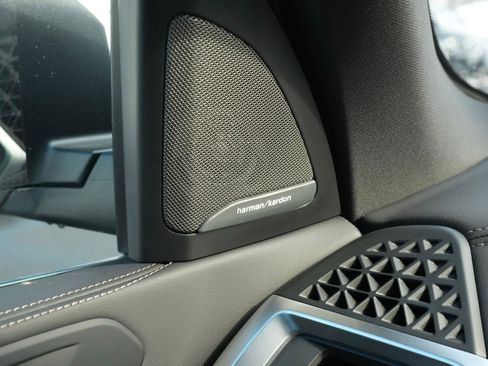 New 2026 BMW X5 xDrive50e w/ Climate Comfort Package image 9