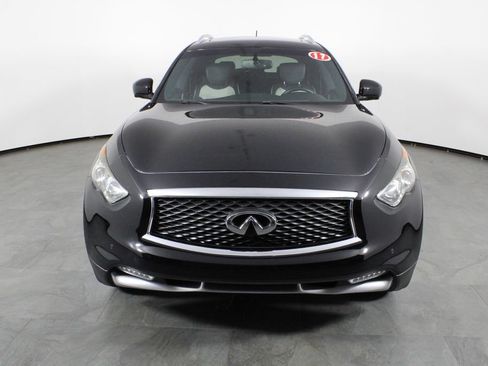 Used 2017 INFINITI QX70 AWD w/ Limited Package image 12