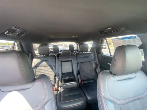New 2026 Ford Explorer ST-Line w/ ST-Line Street Pack AWD/4WD image 28
