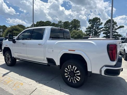 Used 2024 GMC Sierra 2500 Denali Ultimate AWD/4WD image 2
