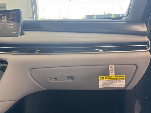 New 2027 INFINITI QX60 Luxe w/ Cargo Package FWD image 32