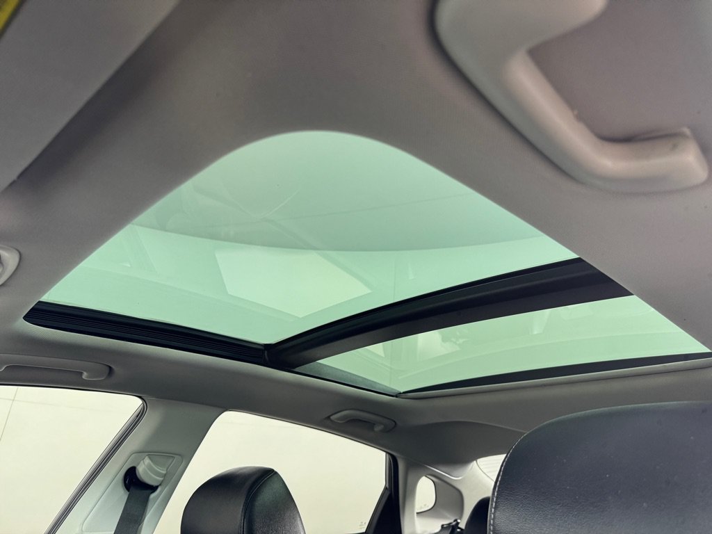 Used 2020 Kia Optima S w/ S Panoramic Sunroof Package FWD image 13