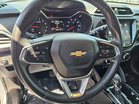 Used 2021 Chevrolet TrailBlazer LT w/ Premium Seating Package FWD image 26
