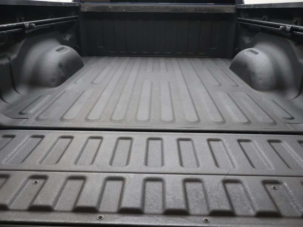 Used 2020 RAM 1500 Longhorn AWD/4WD image 14