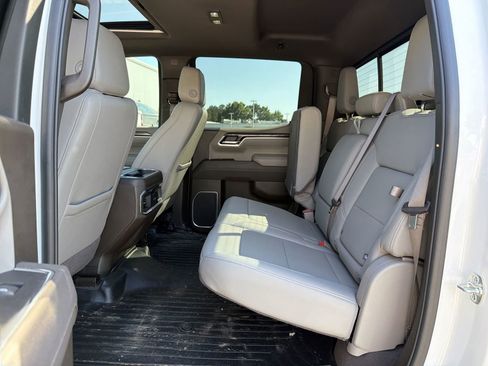 Used 2025 Chevrolet Silverado 1500 LTZ w/ LTZ Premium Package image 32