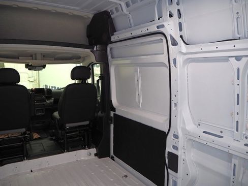 New 2025 RAM ProMaster 3500 w/ Roll-Up Rear Door Package image 13