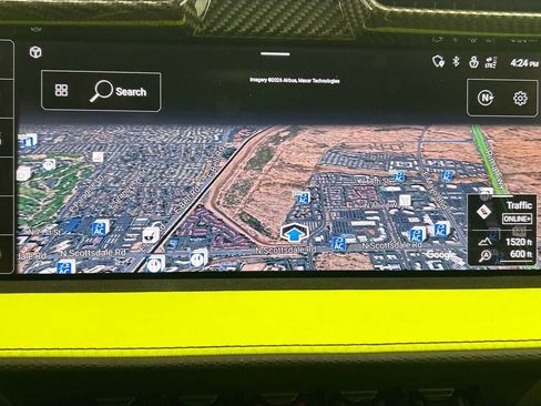 Used 2025 Lamborghini Urus SE AWD/4WD image 14