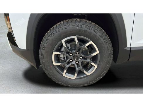 New 2026 Chevrolet Equinox ACTIV image 35