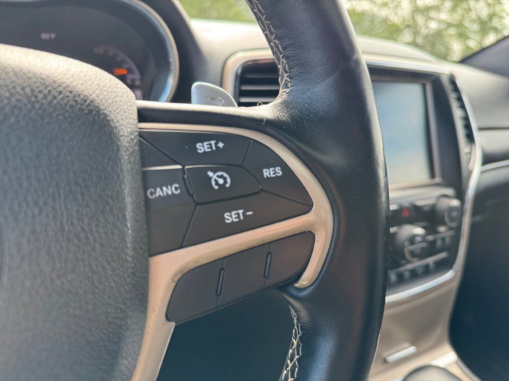 Used 2017 Jeep Grand Cherokee Limited AWD/4WD image 33