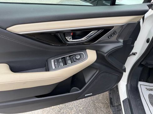 Used 2025 Subaru Outback Limited AWD/4WD image 24
