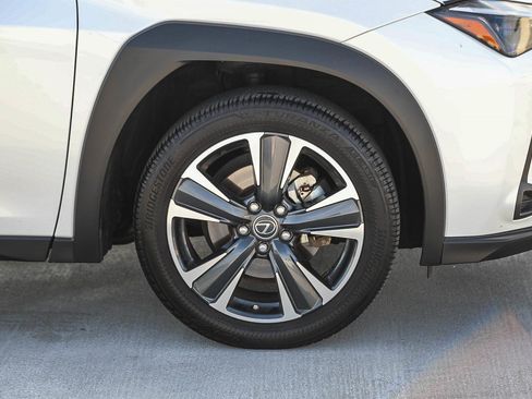 Used 2024 Lexus UX 250h FWD image 10