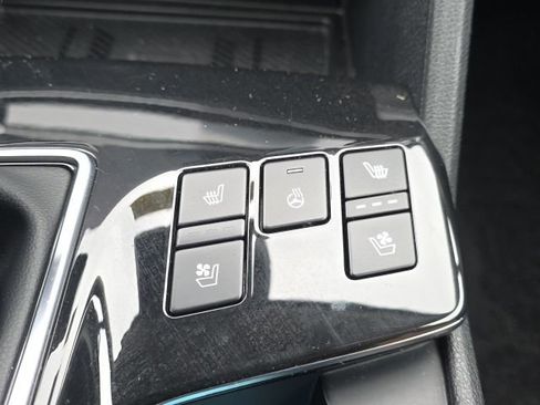 Used 2023 Kia Sportage SX image 21