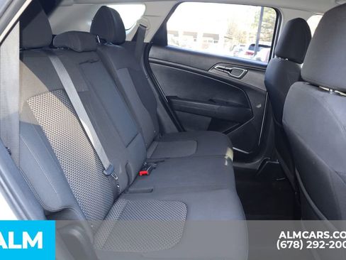 Used 2024 Kia Sportage LX image 22