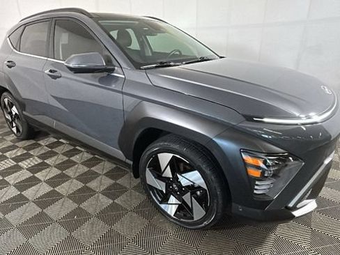 Used 2024 Hyundai Kona Limited FWD image 33