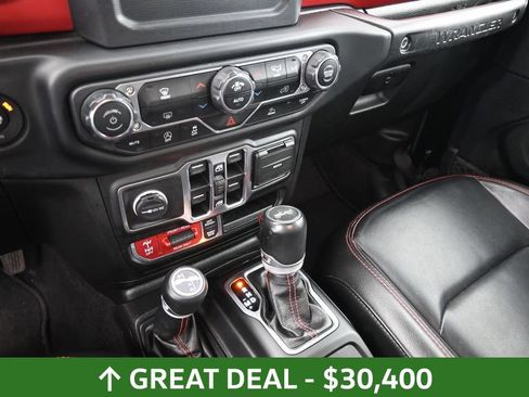 Used 2021 Jeep Wrangler Unlimited Rubicon w/ LED Lighting Group AWD/4WD image 32