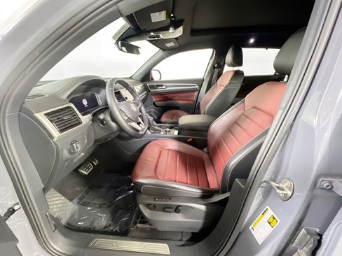 Used 2022 Volkswagen Atlas Cross Sport SEL Premium R-Line image 21