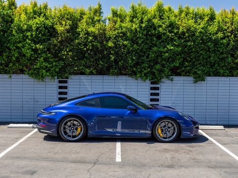 Used 2023 Porsche 911 GT3 image 3