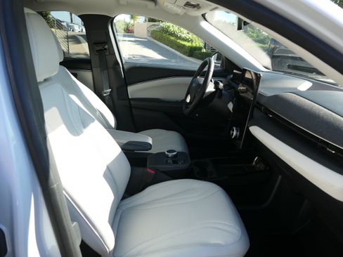 Used 2021 Ford Mustang Mach-E Premium AWD/4WD image 26
