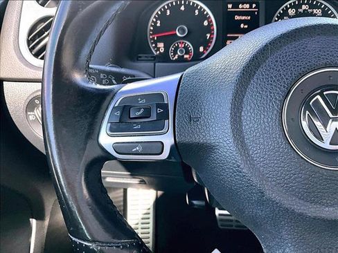 Used 2016 Volkswagen Tiguan R-Line FWD image 18