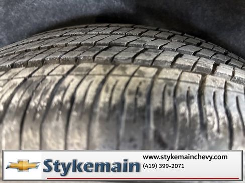 Used 2022 Chrysler Pacifica Touring-L image 10