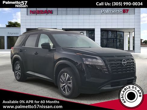 New 2026 Nissan Pathfinder SL image 1