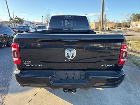Used 2022 RAM 3500 Laramie image 12