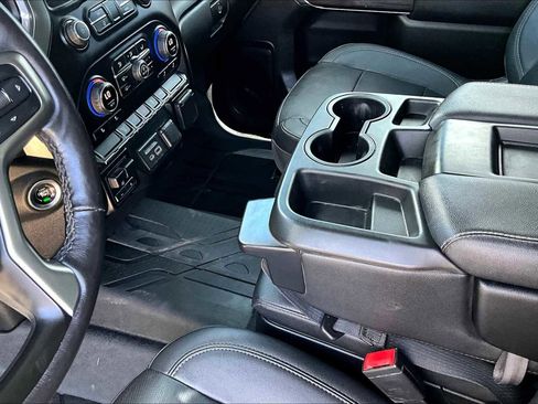 Used 2021 Chevrolet Silverado 2500 LTZ image 16