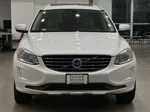 Used 2015 Volvo XC60 T5 image 2
