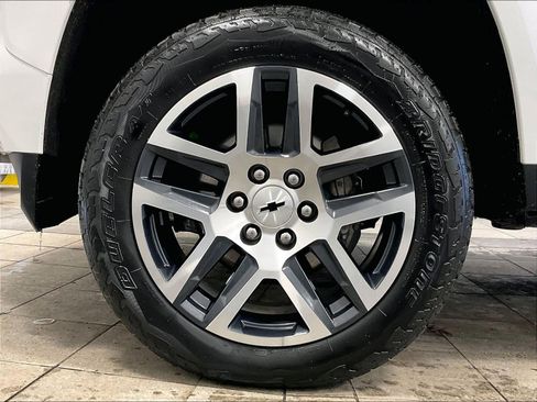 Used 2024 Chevrolet Colorado Z71 w/ Z71 Convenience Package 2 image 7