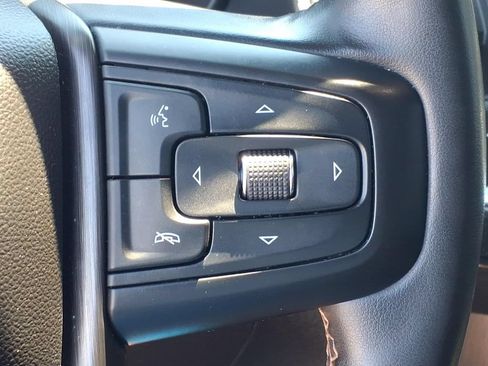 Used 2023 GMC Yukon AT4 AWD/4WD image 10