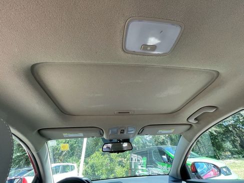 Used 2020 Hyundai Elantra Value Edition image 28