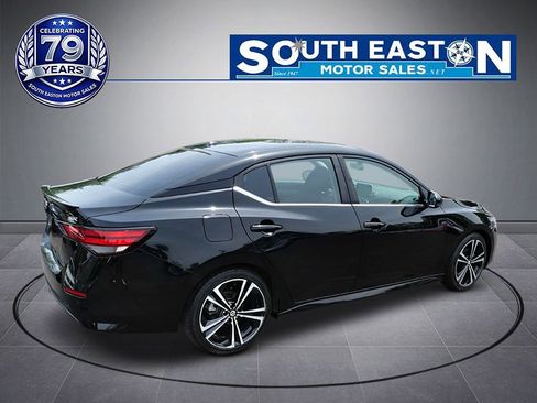 Used 2020 Nissan Sentra SR w/ Electronics Package FWD image 7