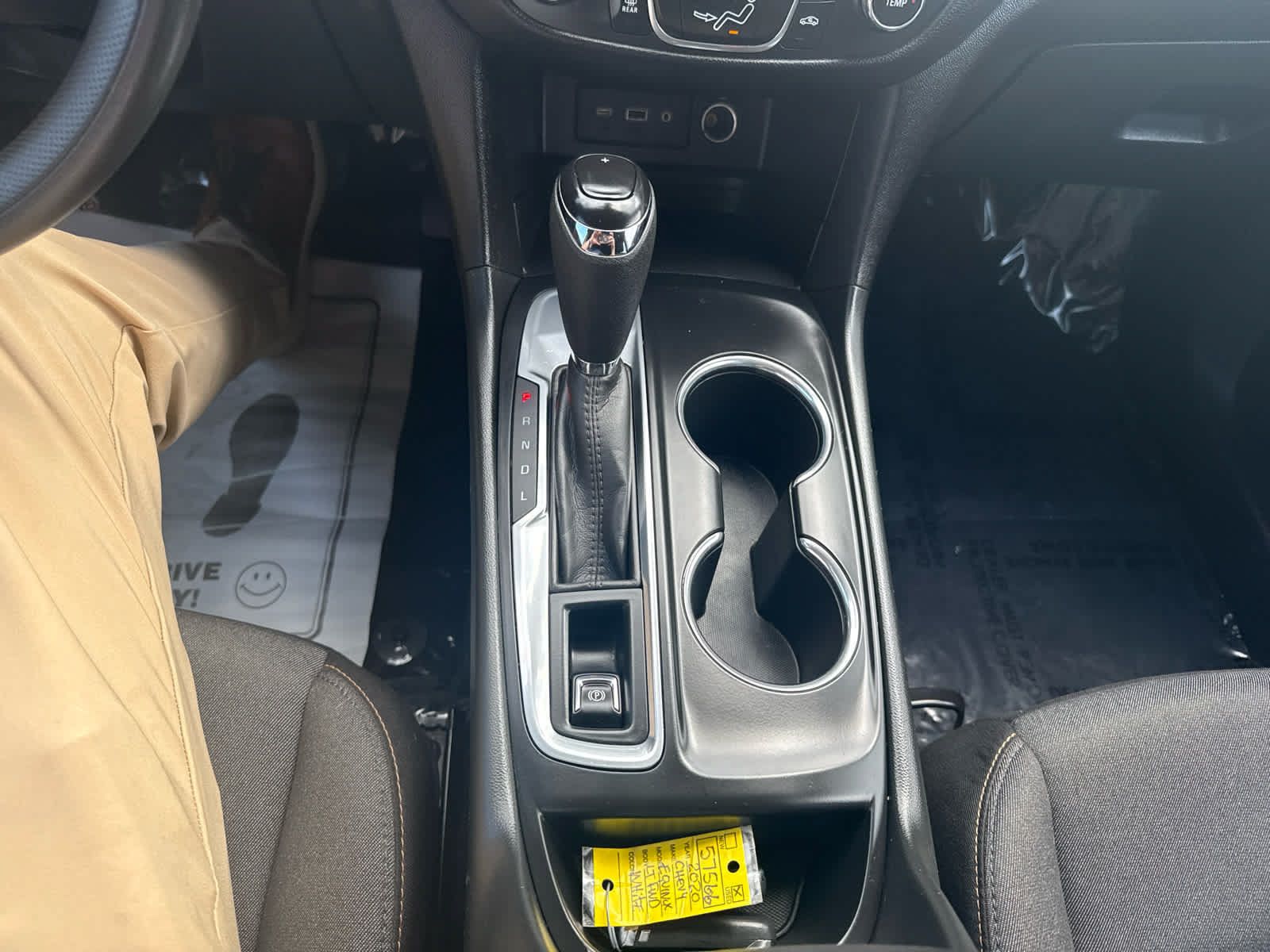 Used 2020 Chevrolet Equinox LT FWD image 22