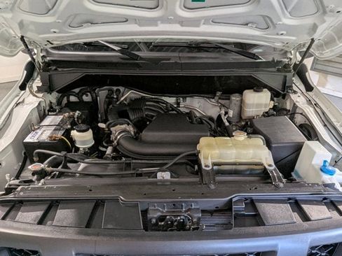 Used 2021 Nissan NV 2500 S image 34