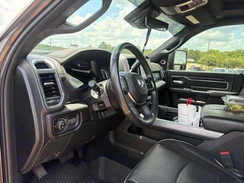Used 2024 RAM 2500 Laramie w/ Sport Appearance Package AWD/4WD image 8
